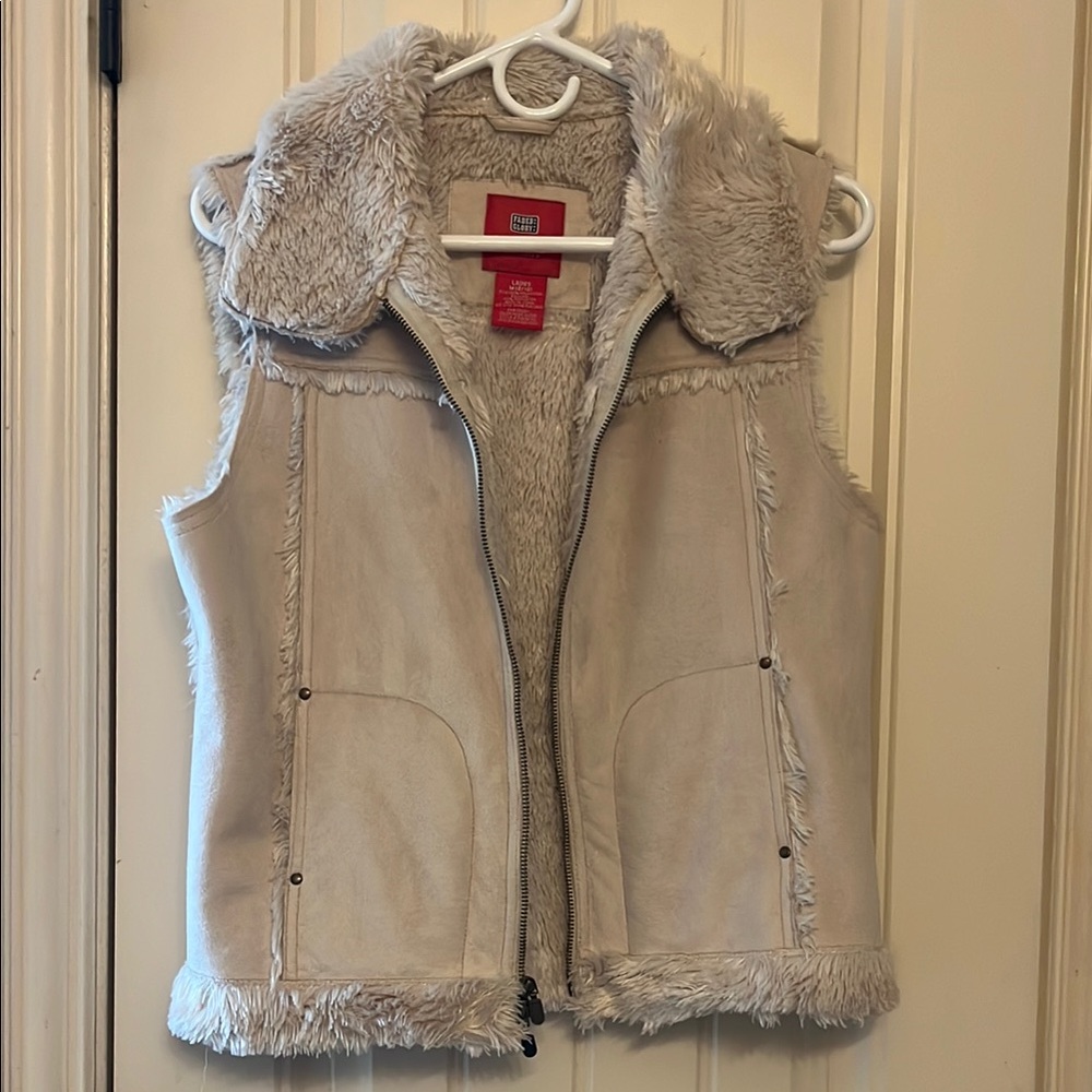 Guess Faux Fur Lined Vest - Beige